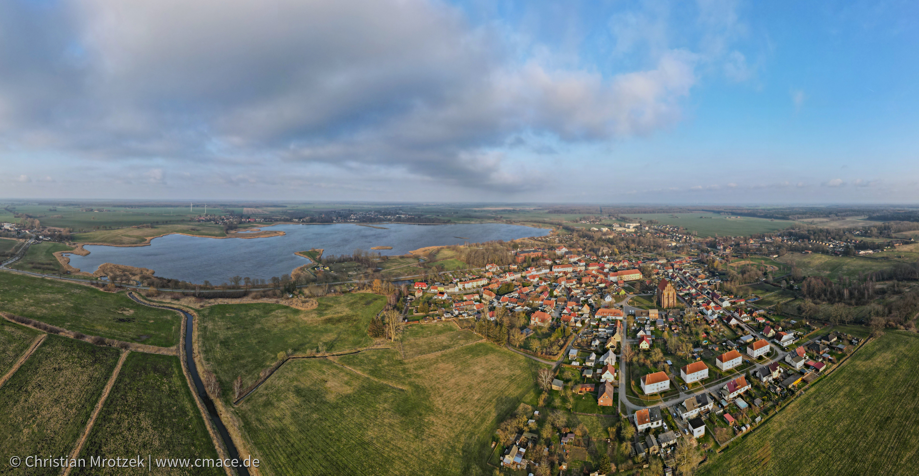 Franzburg und Richtenberger See aus der Vogelperspektive