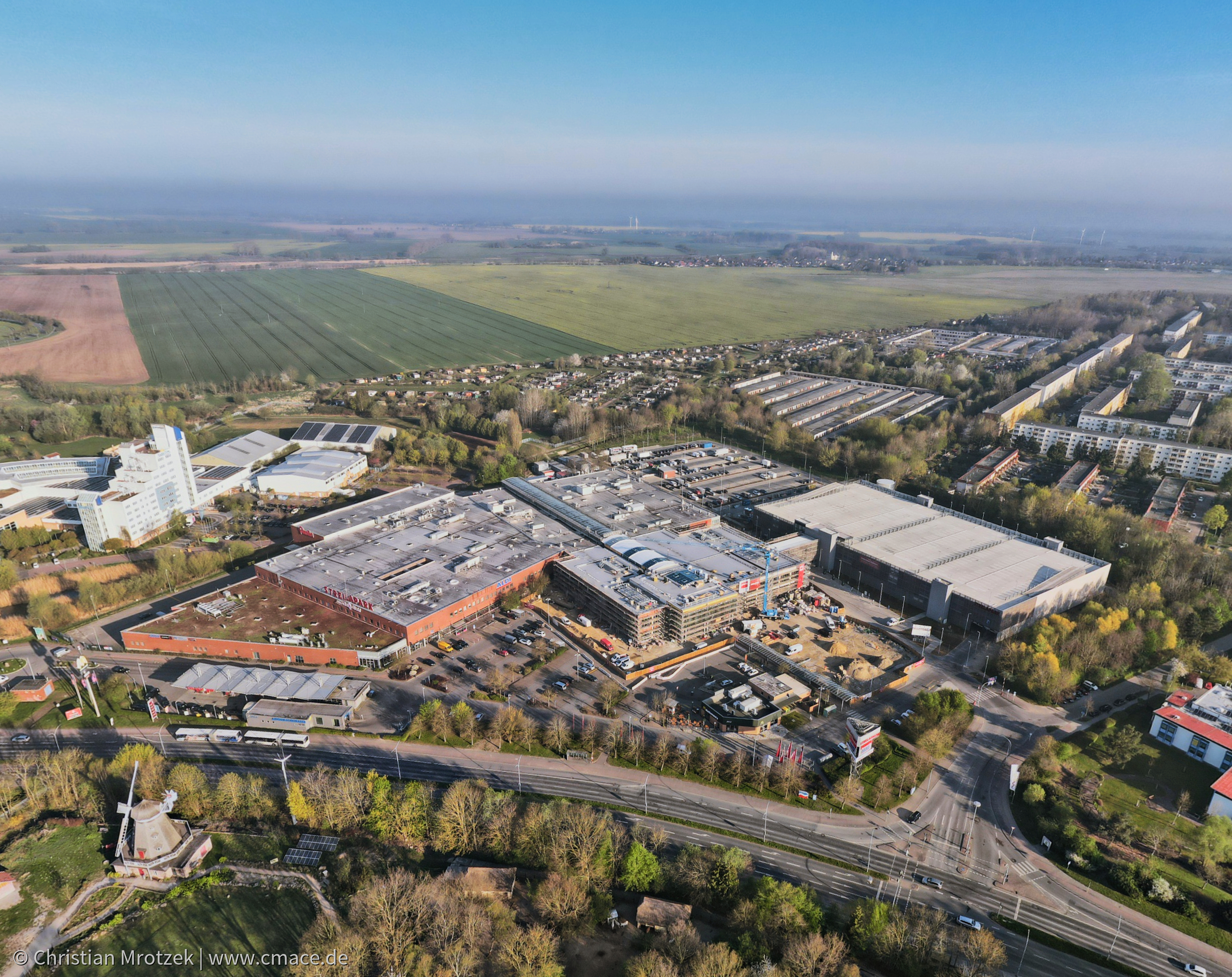 Strelapark Stralsund im Umbau – Luftaufnahme aus April 2025