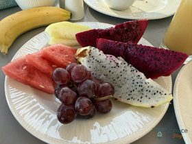 Euphoria Resort - Obst zum Frühstück