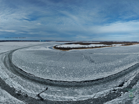 Fahrrinne-Panorama mit Werft und Drigge auf Rügen