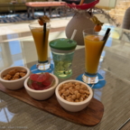 Willkommensgetränke und Snacks in der Lobby